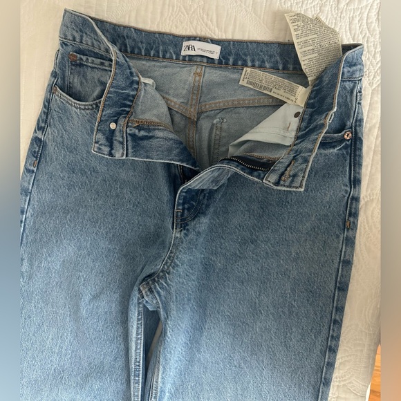 ZARA HIGH RISE WIDE LEG JEANS.Size 10. TALL. - Picture 5 of 14